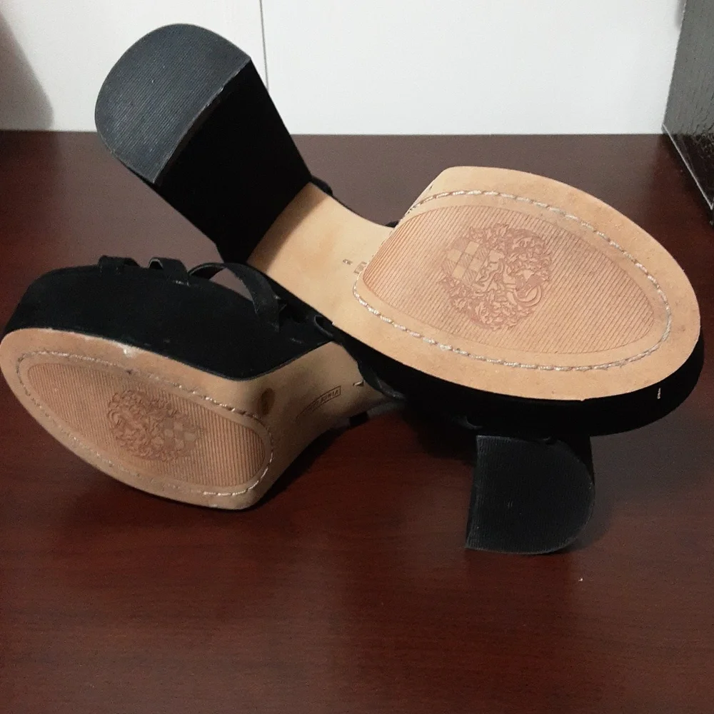 Vince CamutoGarnitta Platform‎ Black Strappy Heels